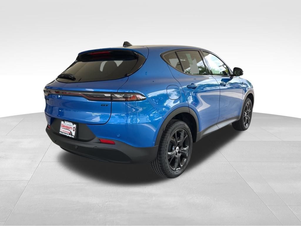 2024 Dodge Hornet GT Image 3 of 38