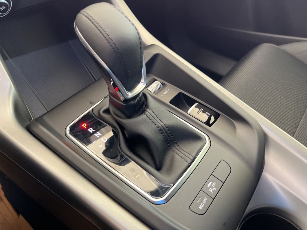 2024 Dodge Hornet GT Image 8 of 38