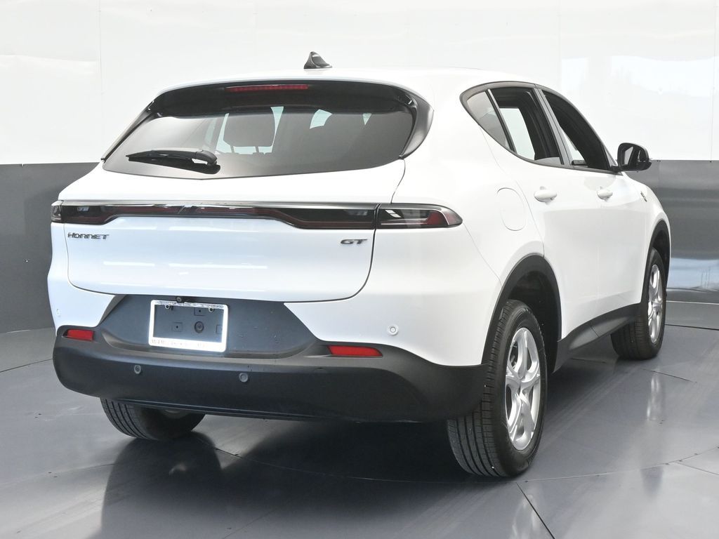 Vehicle image 19 of 72