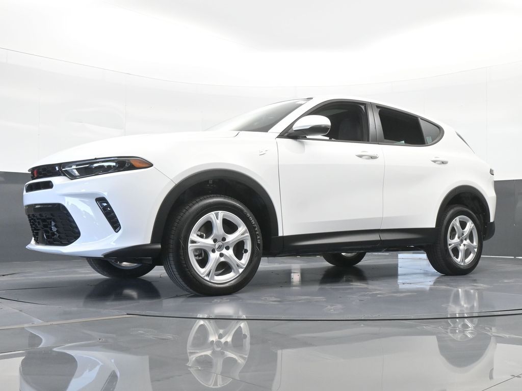 Vehicle image 20 of 72