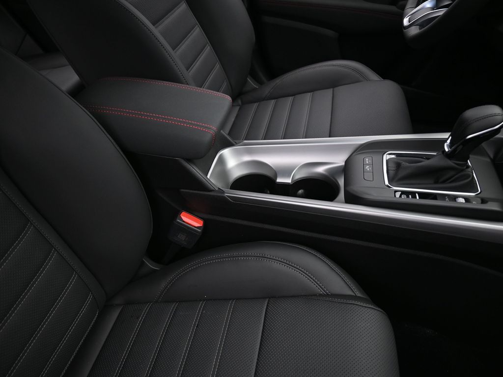 Vehicle image 69 of 72