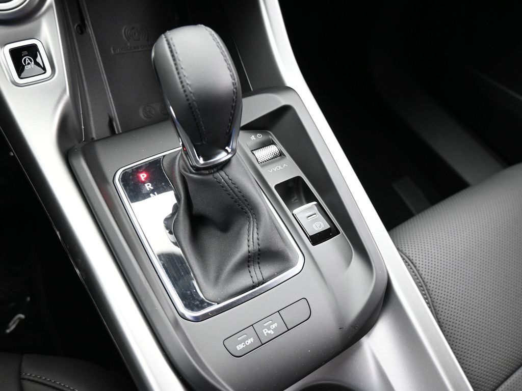 Vehicle image 50 of 72