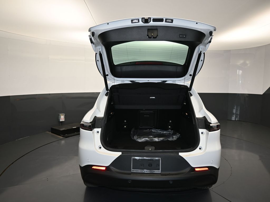 Vehicle image 63 of 72