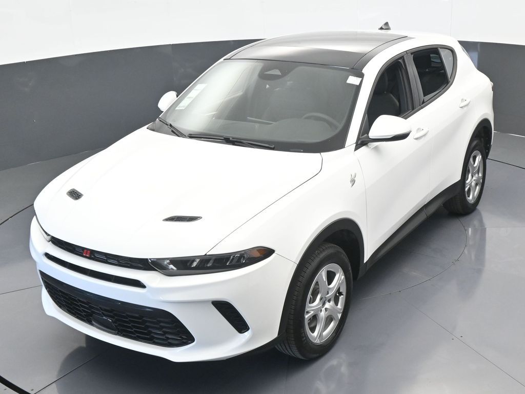 Vehicle image 2 of 72