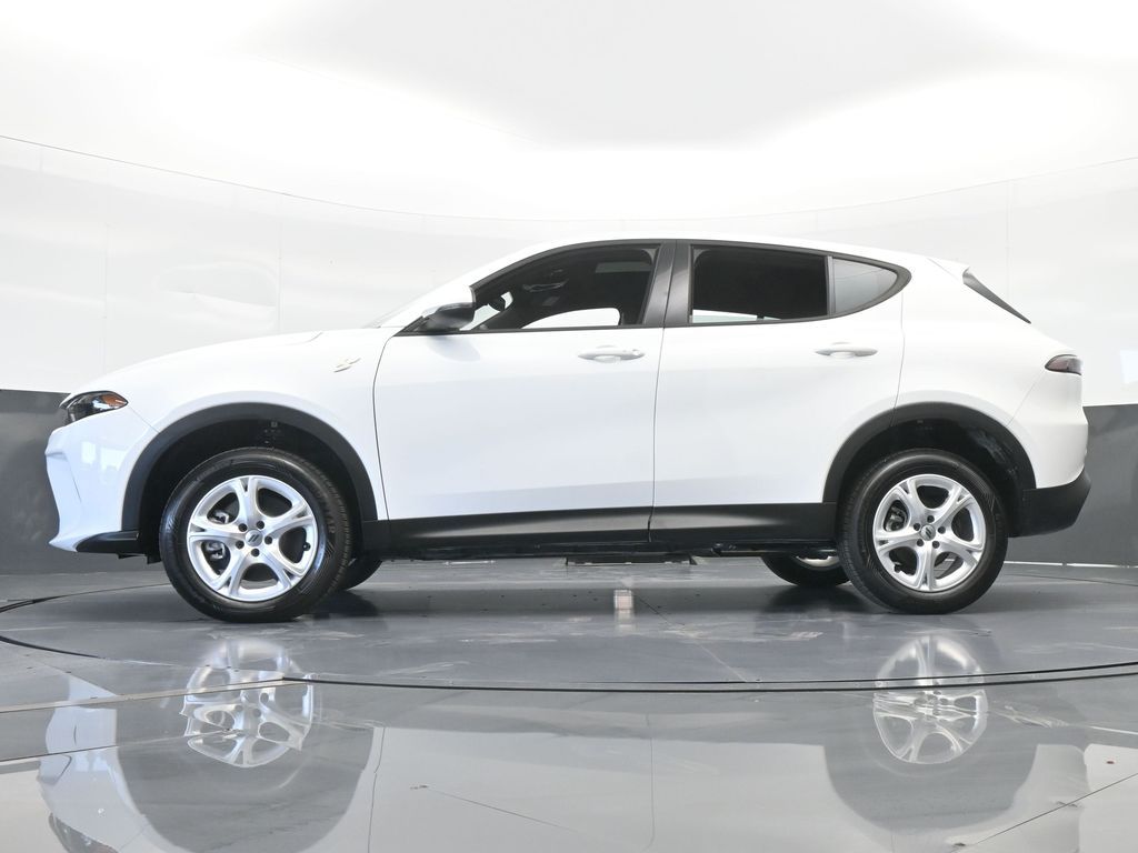 Vehicle image 27 of 72