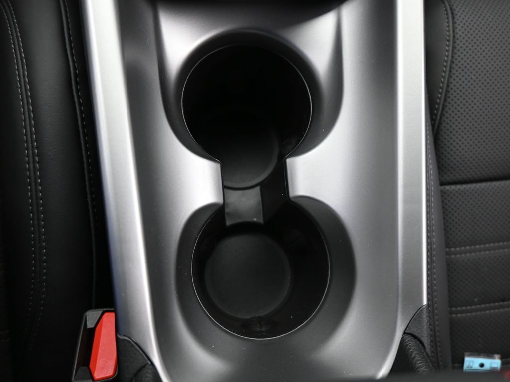 Vehicle image 51 of 72