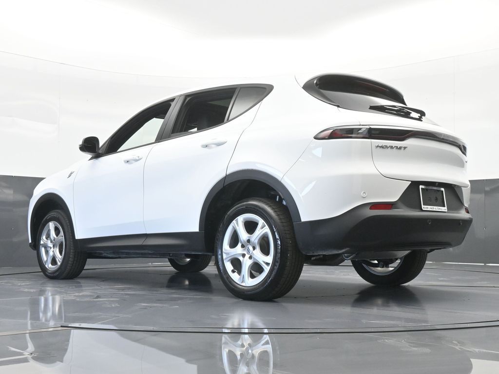 Vehicle image 26 of 72