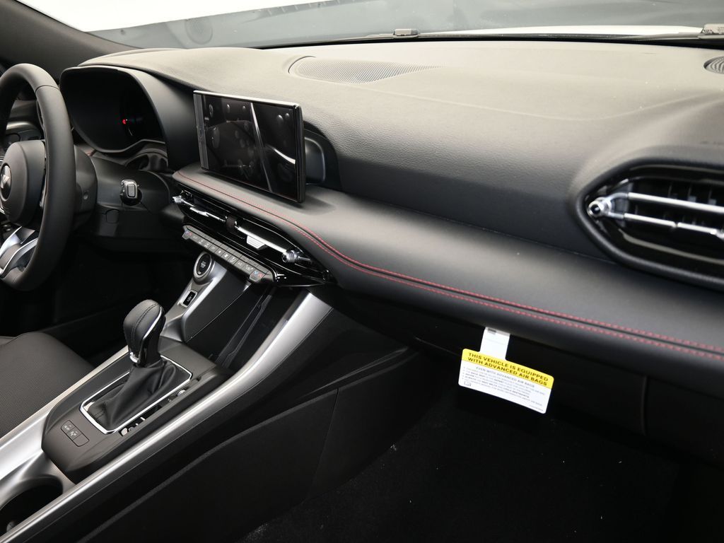 Vehicle image 68 of 72
