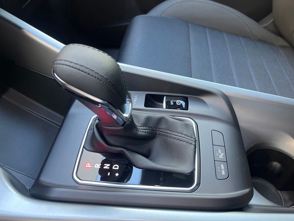 2024 Dodge Hornet GT Image 9 of 42