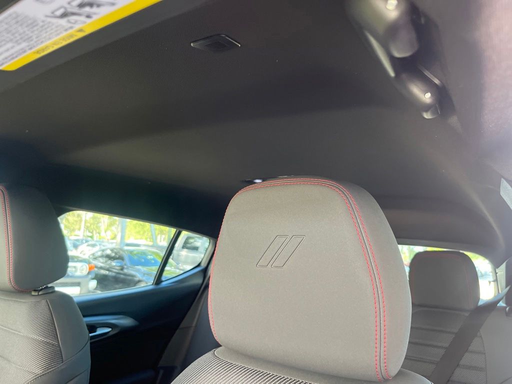 2024 Dodge Hornet GT Image 16 of 42