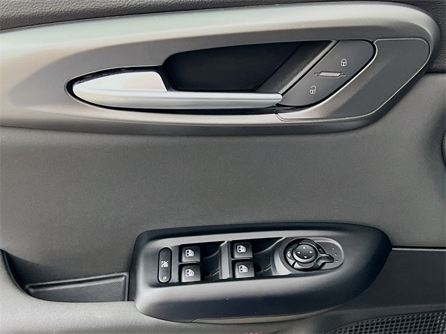 Vehicle image 9 of 37