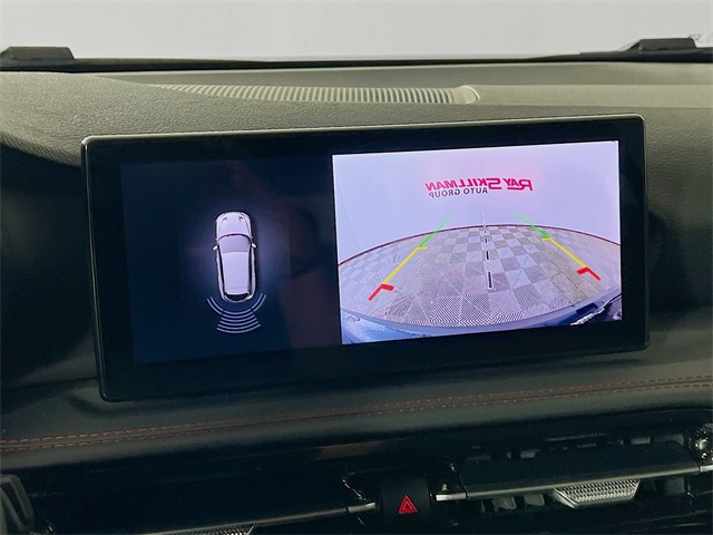 Vehicle image 17 of 37