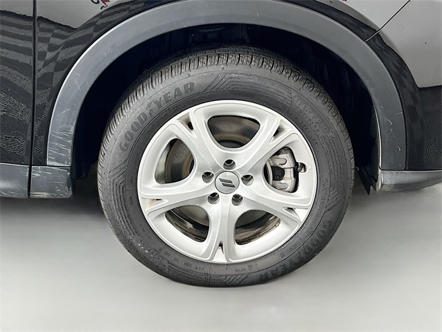Vehicle image 34 of 37