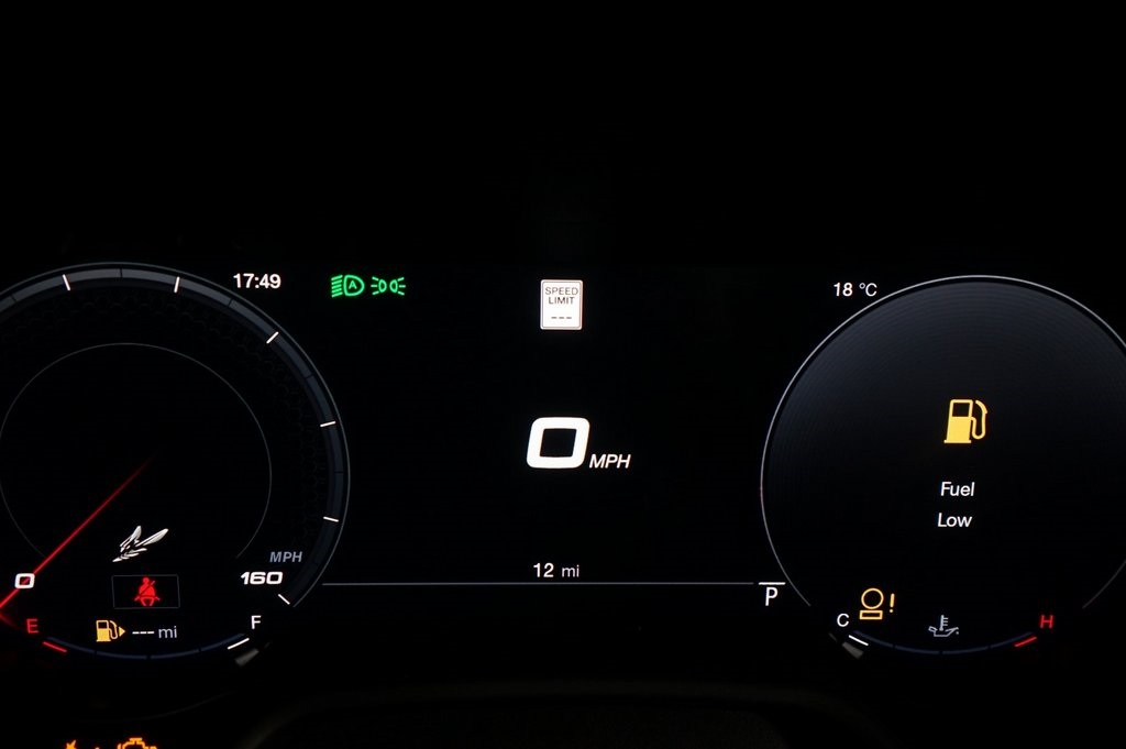 Vehicle image 14 of 20