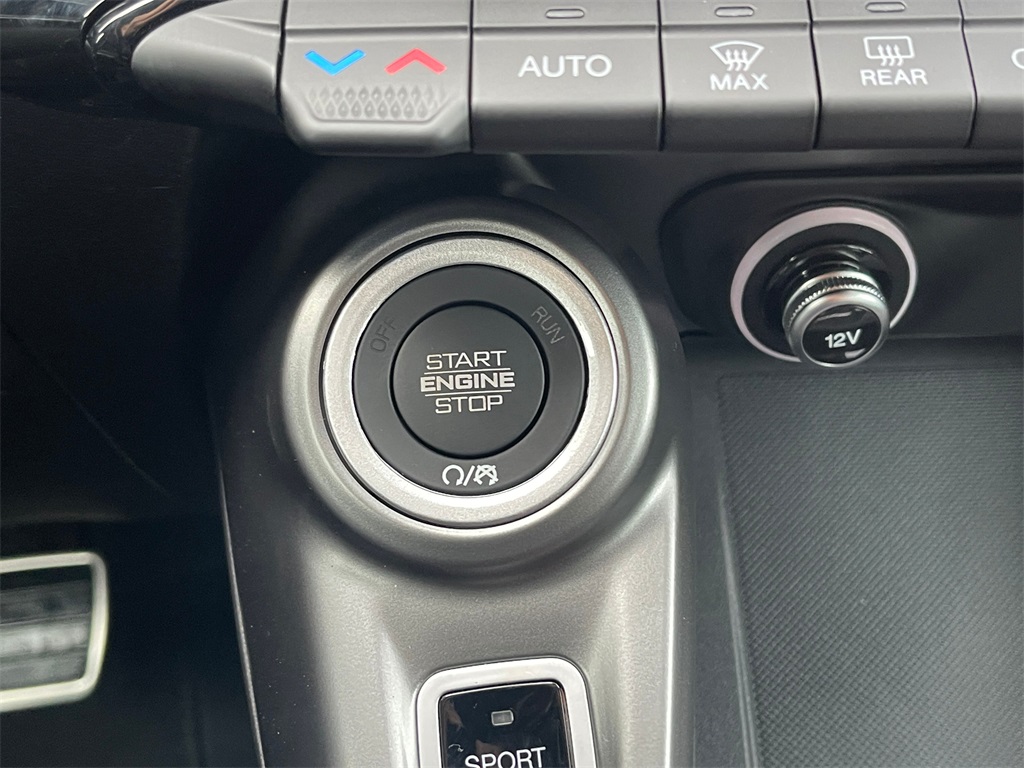 Vehicle image 19 of 20