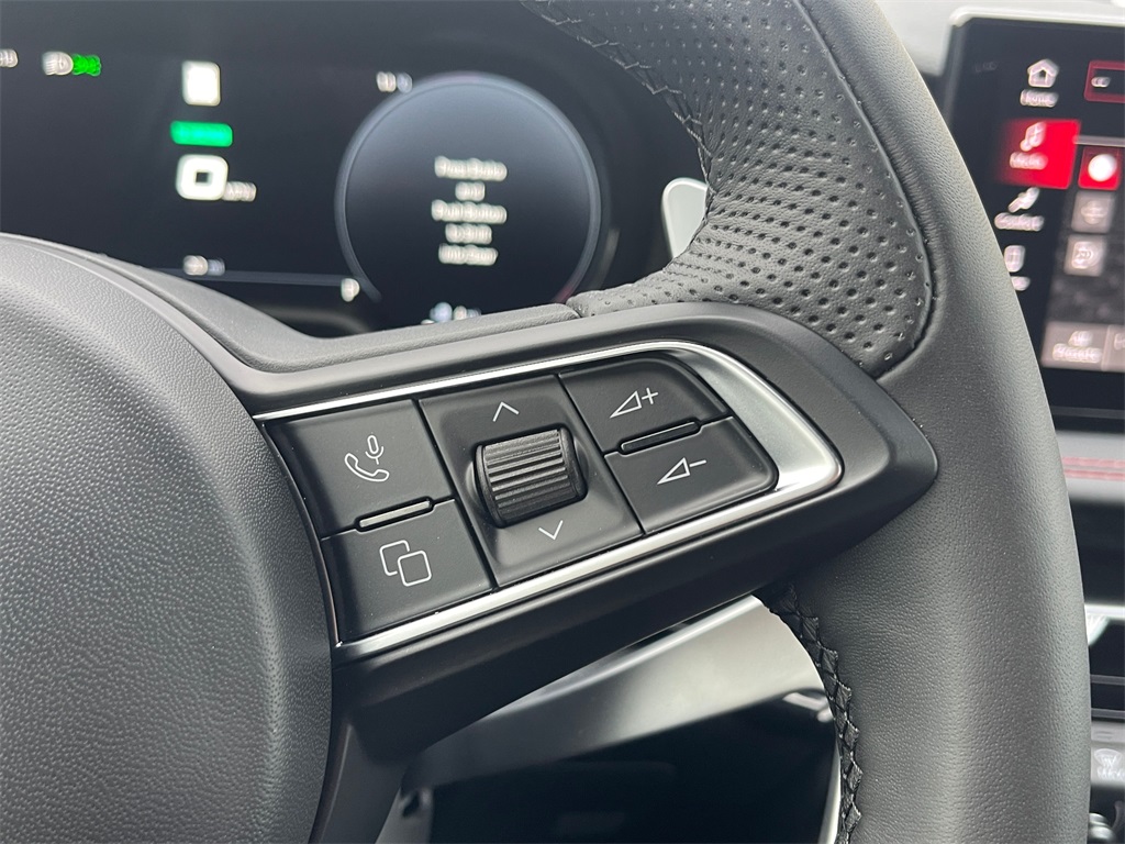 Vehicle image 16 of 20