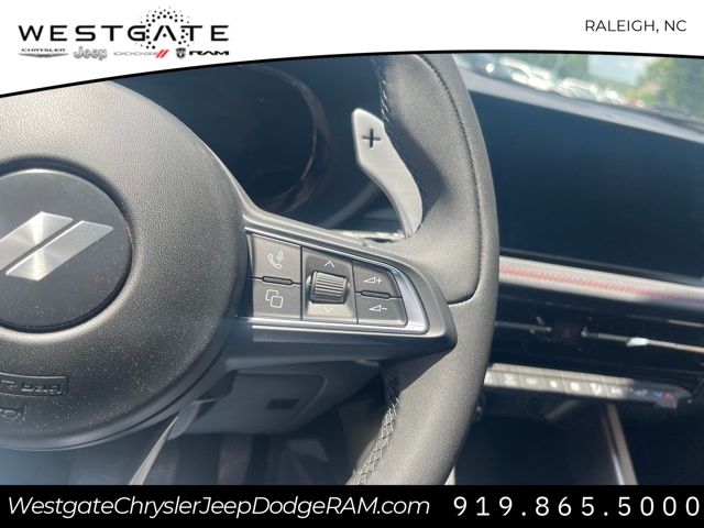 Vehicle image 20 of 30