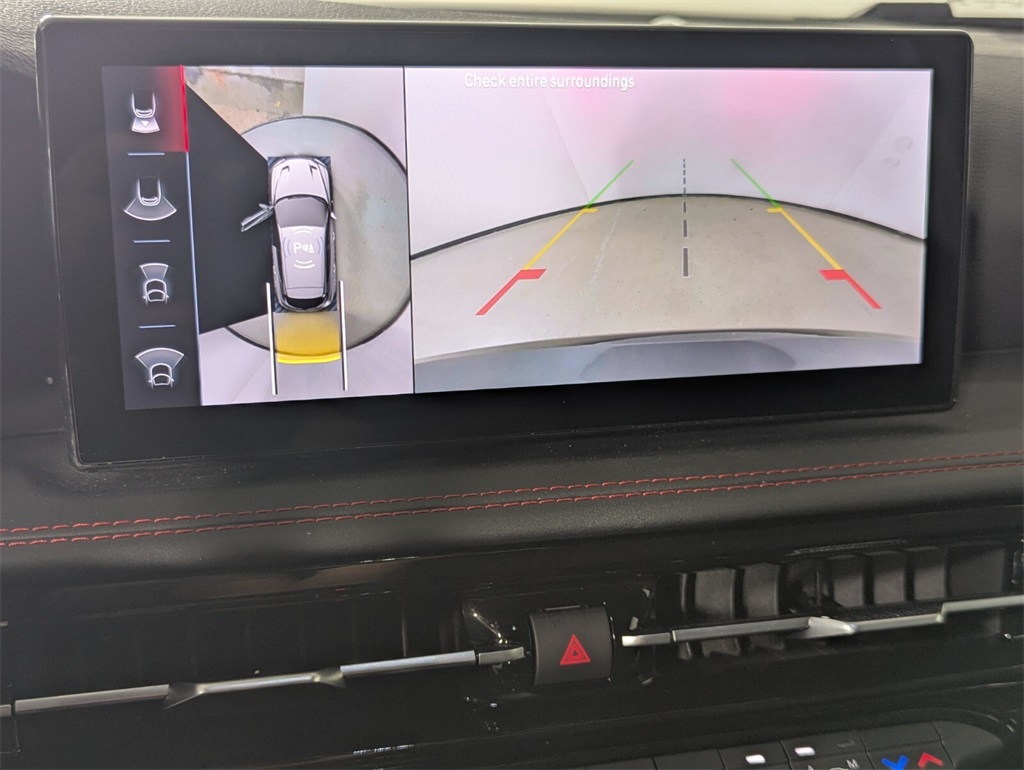 2024 Dodge Hornet R/T Image 17 of 28