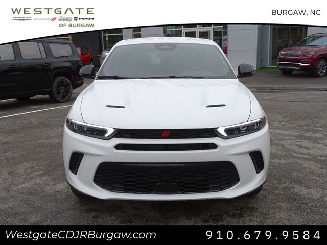 Vehicle image 2 of 25