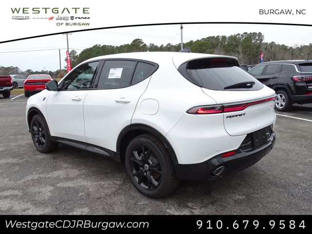 Vehicle image 8 of 25