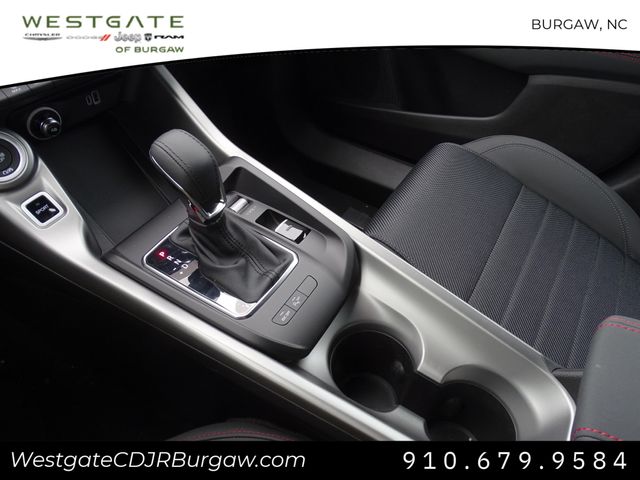 Vehicle image 24 of 25