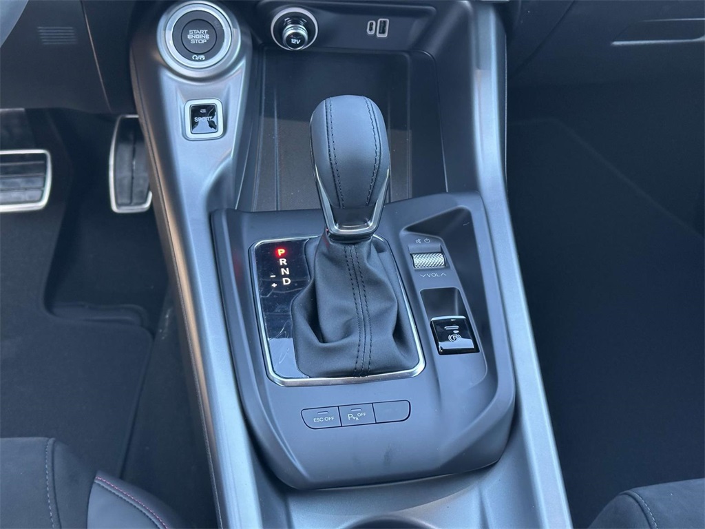 Vehicle image 14 of 20