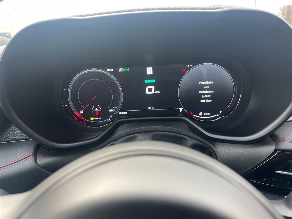 Vehicle image 13 of 20