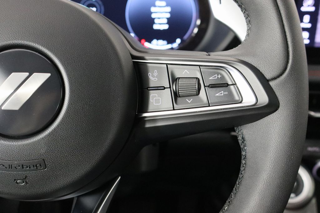 2024 Dodge Hornet R/T Image 17 of 48