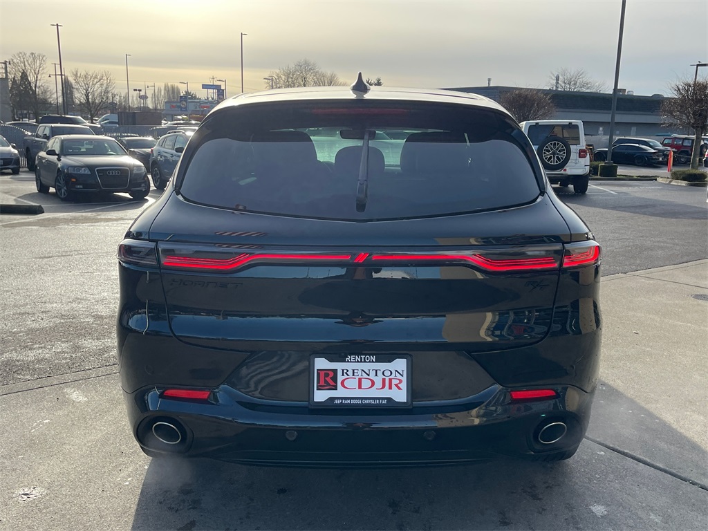 Vehicle image 5 of 20