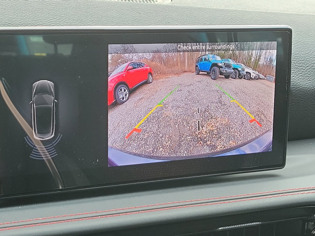 Vehicle image 13 of 19