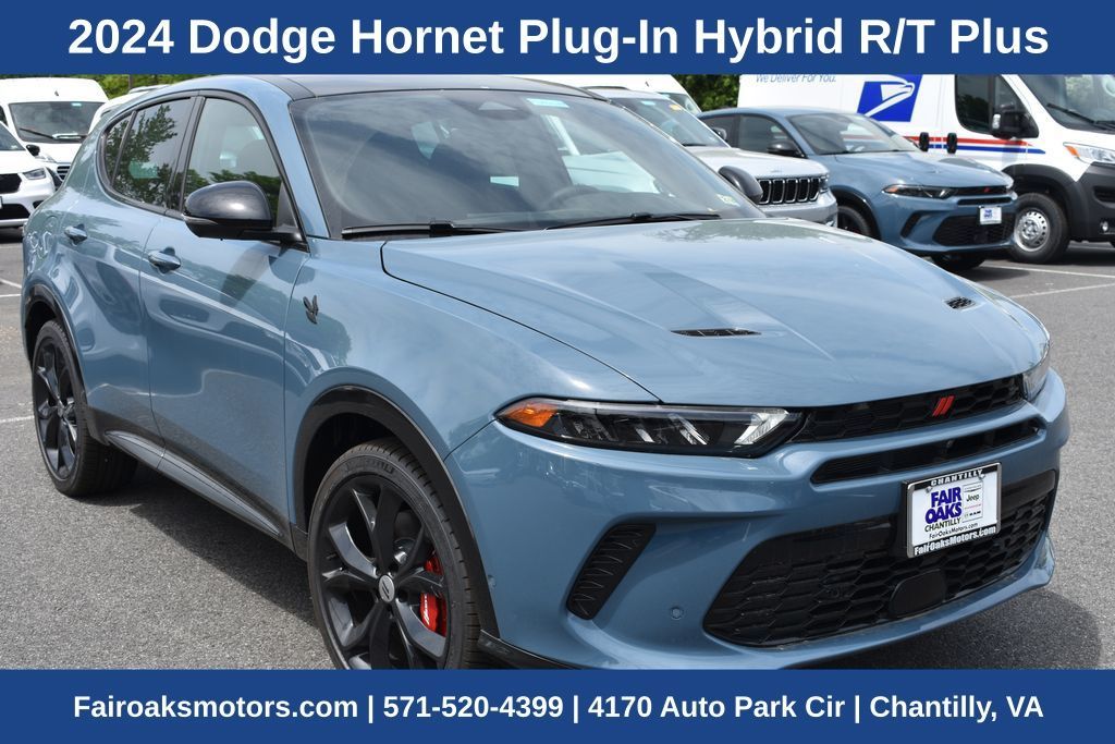 Vehicle image 4 of 21