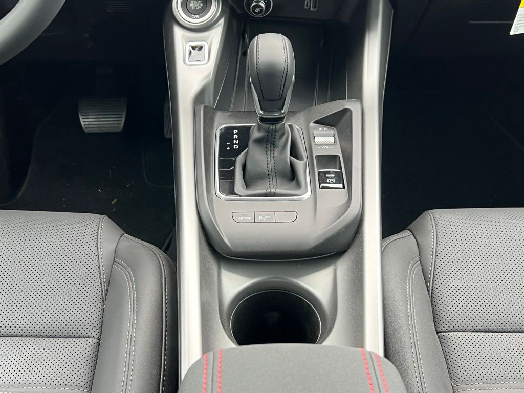 Vehicle image 18 of 24