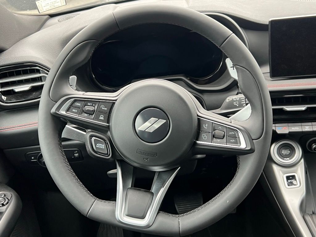 Vehicle image 19 of 24