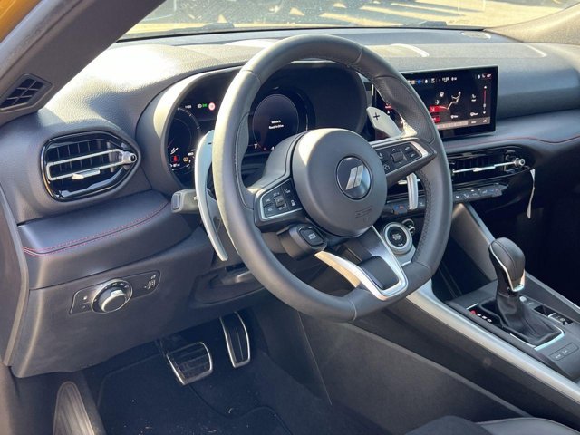 Vehicle image 8 of 24
