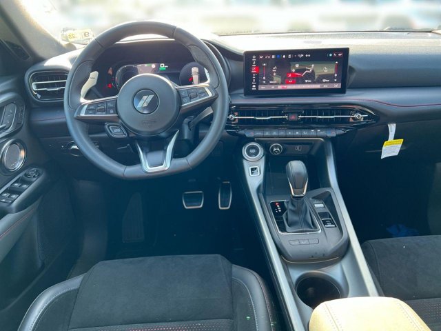 Vehicle image 15 of 24