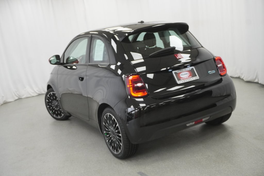 Vehicle image 9 of 38