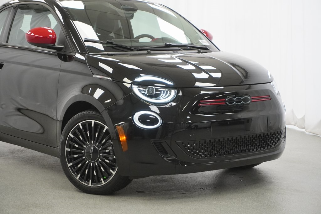 Vehicle image 3 of 38