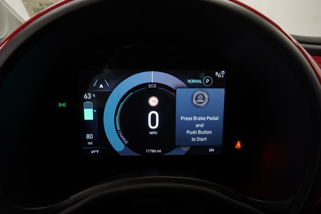 Vehicle image 22 of 37