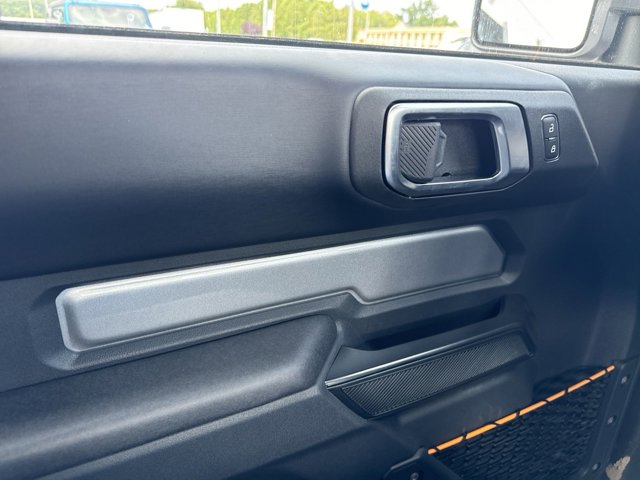Vehicle image 25 of 30