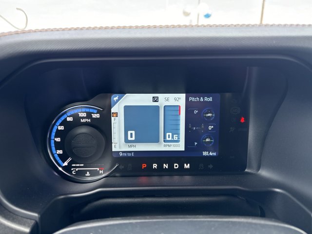Vehicle image 16 of 30