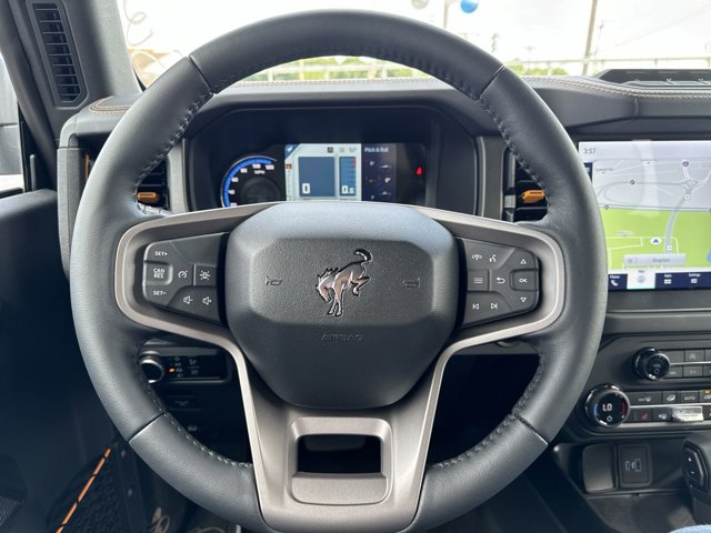 Vehicle image 15 of 30