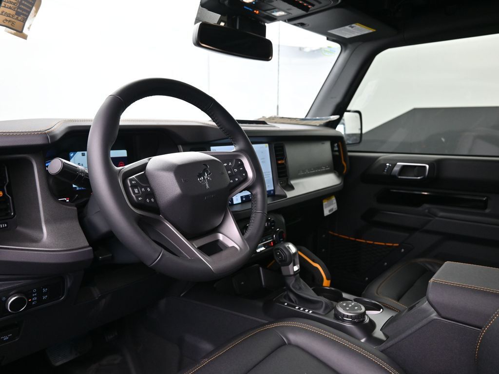 2024 Ford Bronco Badlands Image 57 of 73