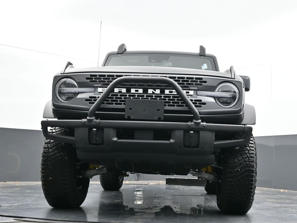 2024 Ford Bronco Badlands Image 9 of 73