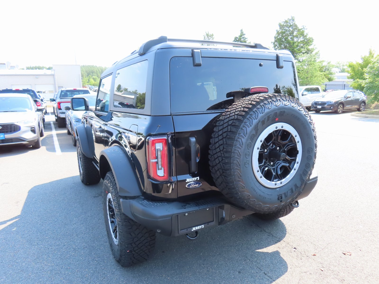 Vehicle image 13 of 45