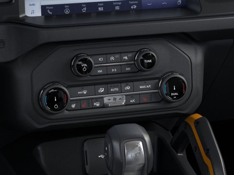 Vehicle image 36 of 45