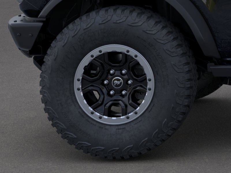 Vehicle image 41 of 45