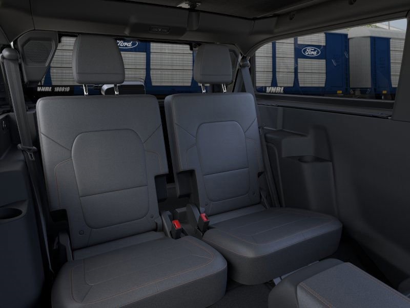 Vehicle image 31 of 45