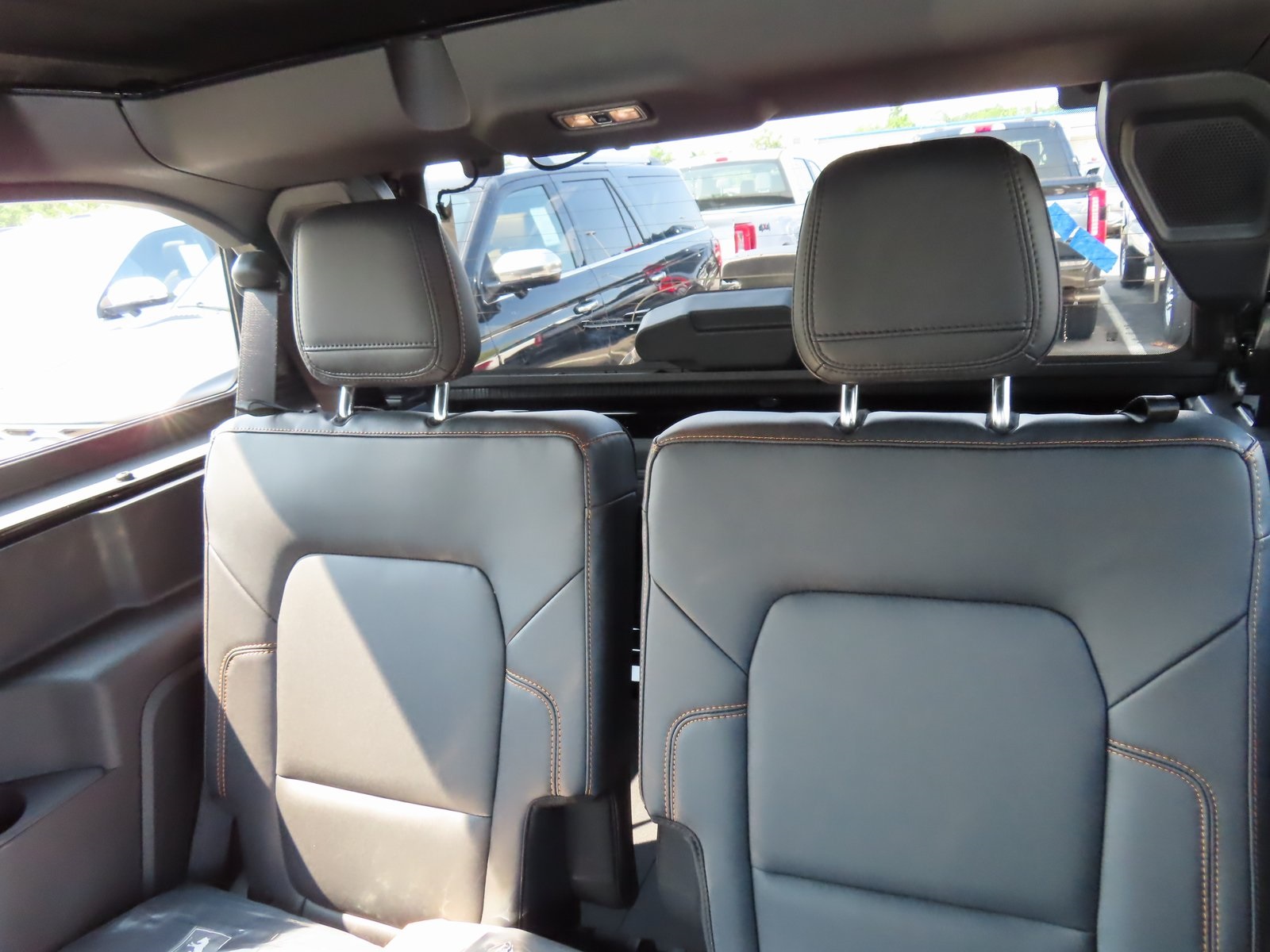 Vehicle image 26 of 45