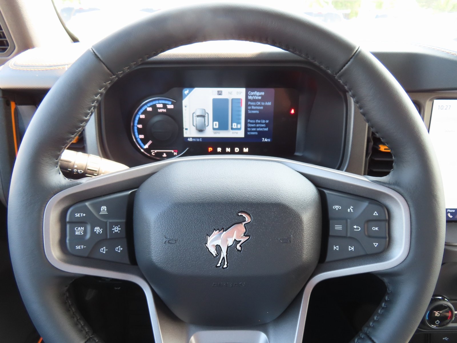 Vehicle image 18 of 45