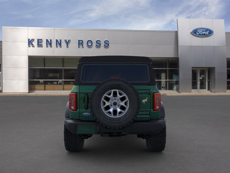 Vehicle image 8 of 40